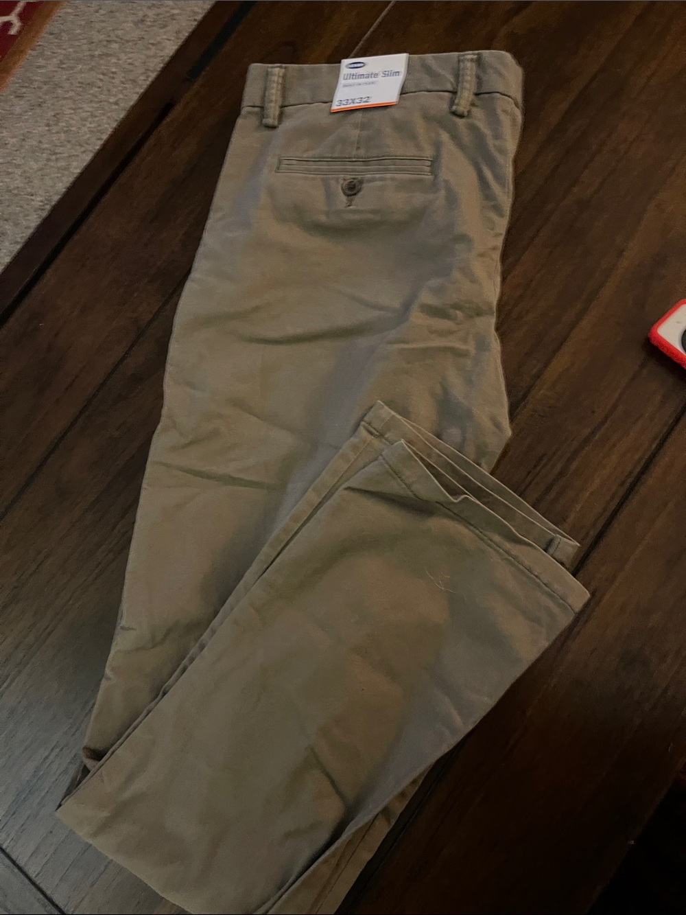Old Navy Men's Chinos in Khaki